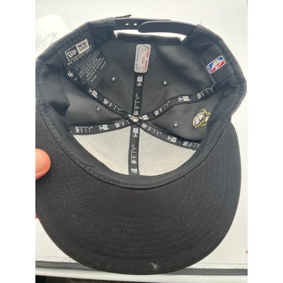 New Era 9Fifty Milwaukee Bucks 2021 NBA Champions Hat one size Excellent - Picture 5 of 6